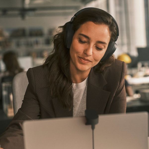 Jabra Evolve3 85 MS USB-A com Base de Carregamento