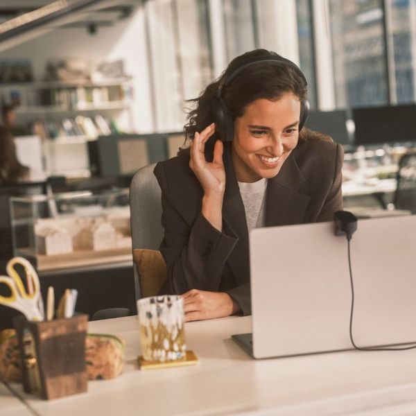 Jabra Evolve3 85 UC USB-C com Dongle