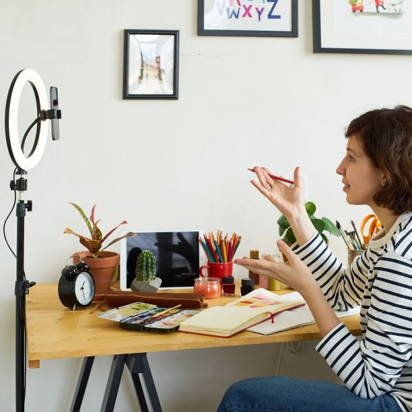 T’NB Influence – Anel LED com tripé para estúdio