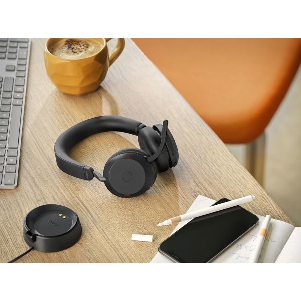 Jabra Evolve2 75 USB-C MS com suporte de carga