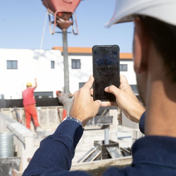 Cleyver Móvil Xtrem 4G