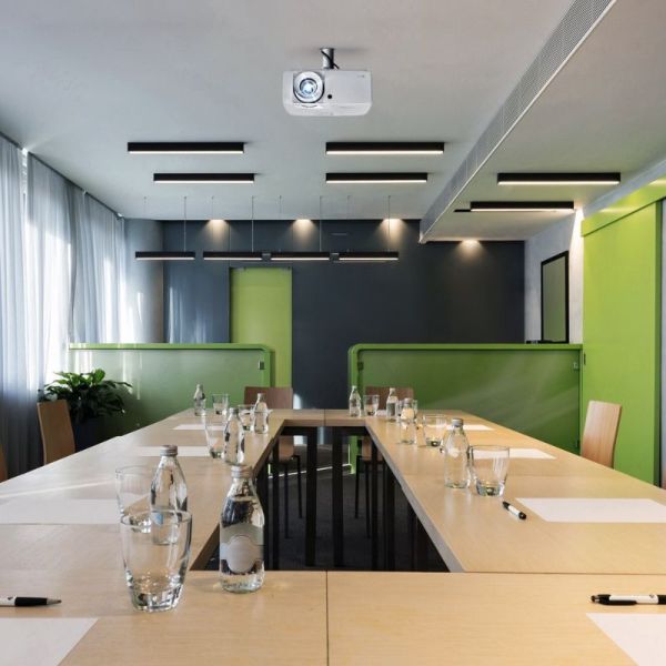 Optoma ZK450 DLP projector