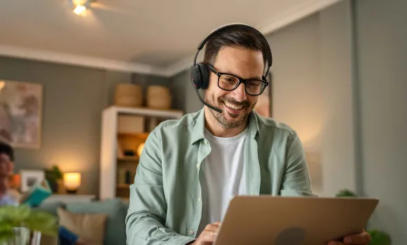 Auscultadores Yealink com microfone para escritório e teletrabalho